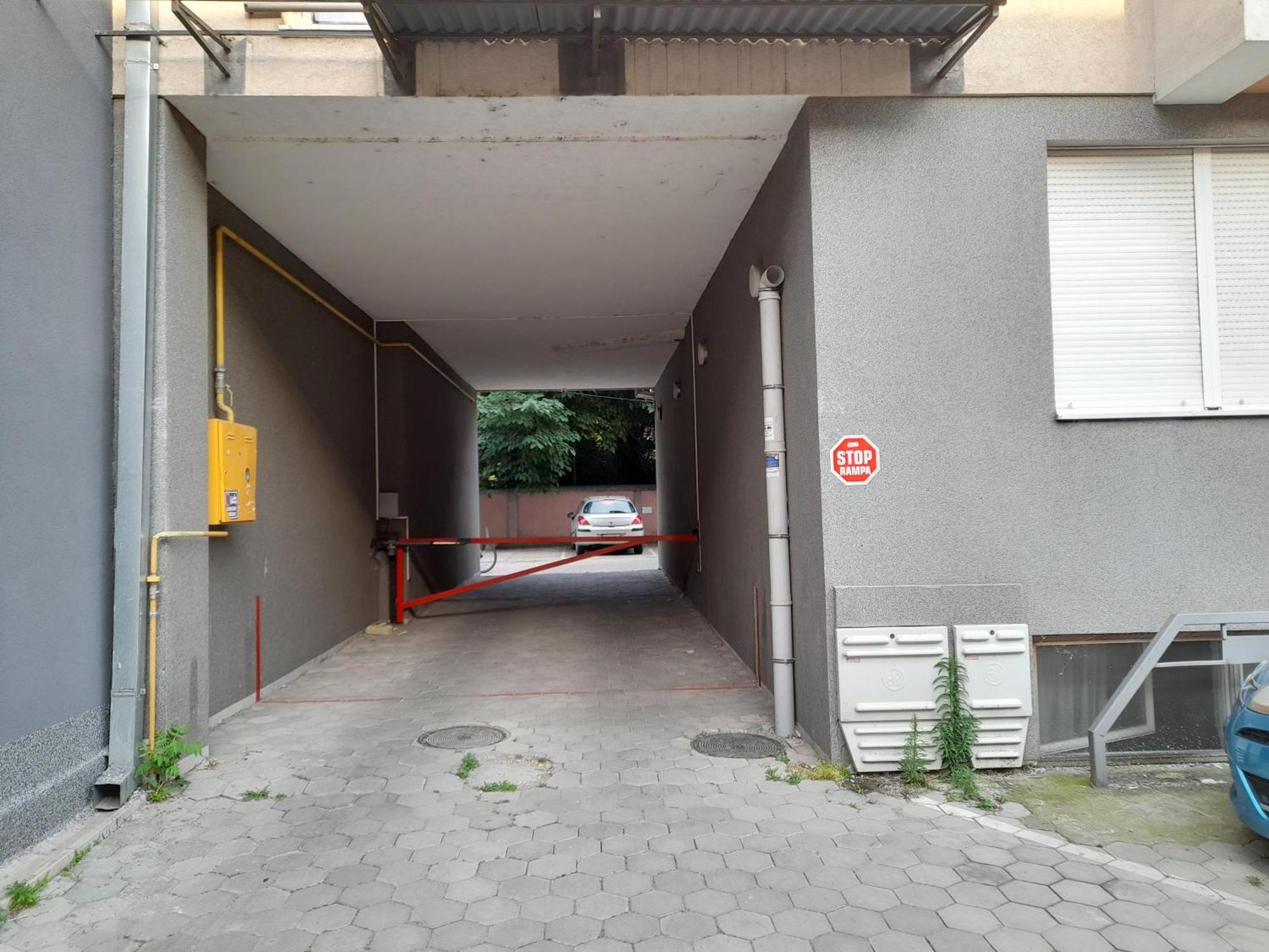 Nikola Ns Apartment โนวีซาด ภายนอก รูปภาพ